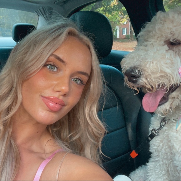 Meet your Posher, Maddy - Picture 1 of 1